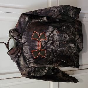 Under armor youth camouflage hoodie